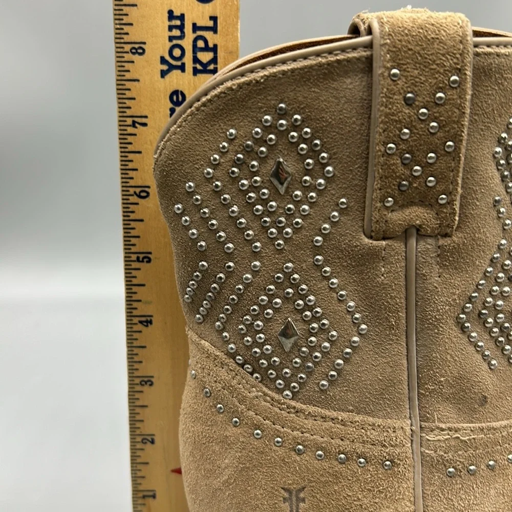 FRYE | BILLY STUD WESTERN BOOTS like new 7.5